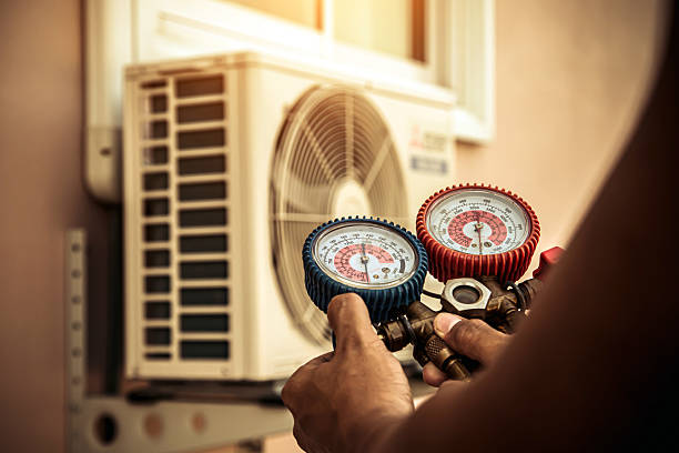 Professional Hvac Installation technician working in Dayton, NJ